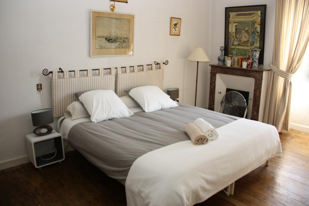 Domaine Labattut Bed and Breakfast Saint-Astier  Rum bild